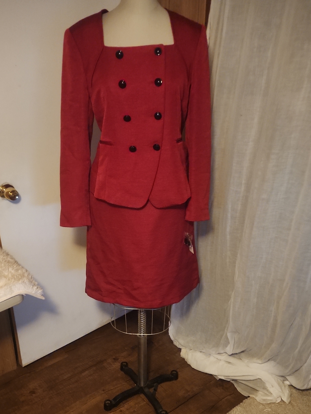 ANTONIO MELANI Red Double-Breasted Jacket& Skirt Suit Holiday Ball Collection
